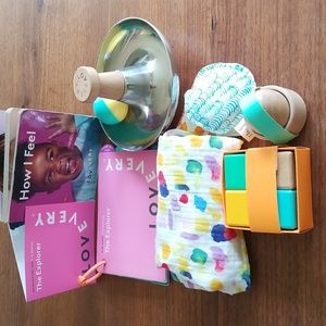 Lovevery The Explorer 9-10 Months